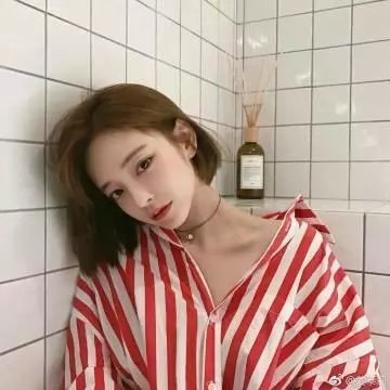 红发 封面